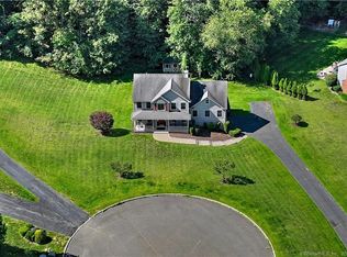 22 Rachel Ann Ct, Prospect, CT 06712