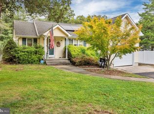 1153 Forest Grove Rd, Vineland, NJ 08360