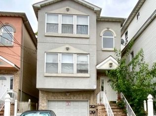 426 Livingston St, Elizabeth, NJ 07206