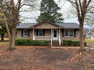 217 Rhodes Community Rd, Darlington, SC 29540