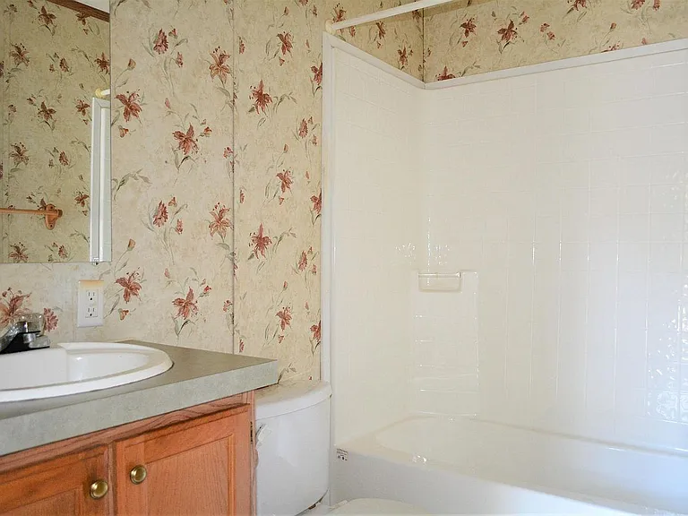 1050 Cordoba — Photo 11