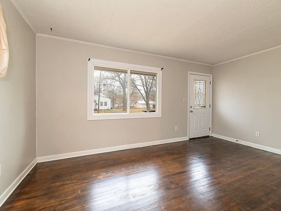 2nd image of 608 Lum Ave