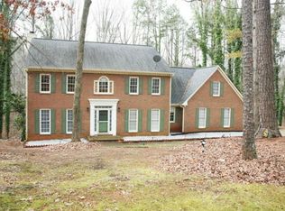 3881 Windhurst Dr, Lilburn, GA 30047