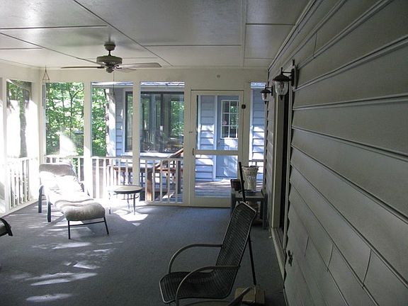 3rd image of 83 Crescent Ln