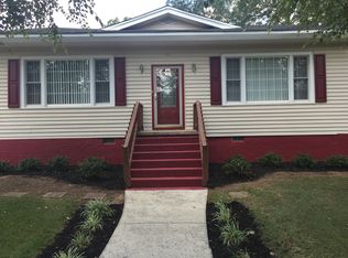 16 Pinecrest Ave, Great Falls, SC 29055