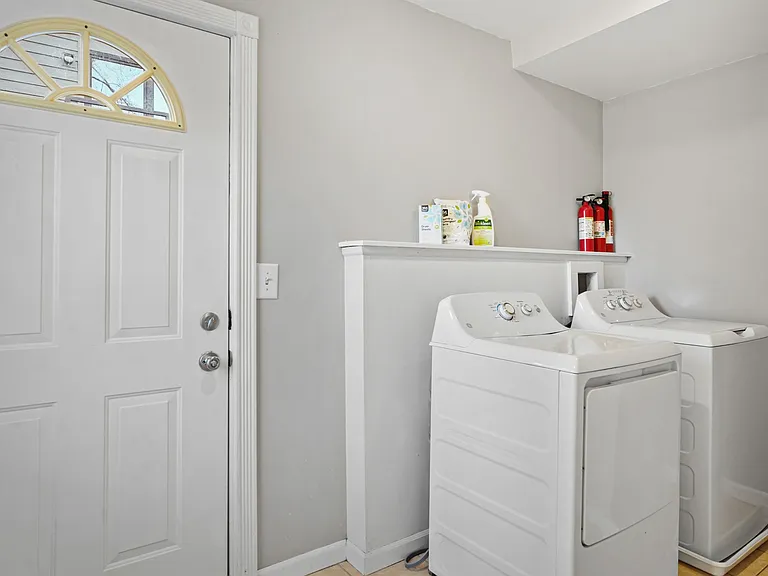 321 Glenway St — Photo 30