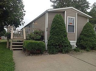 310 Oak Leaf Dr, Saxonburg, PA 16056
