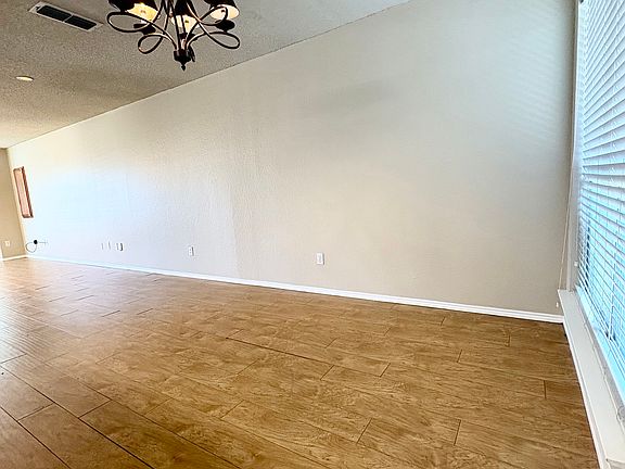 4th image of 5744 Giddyup Ln