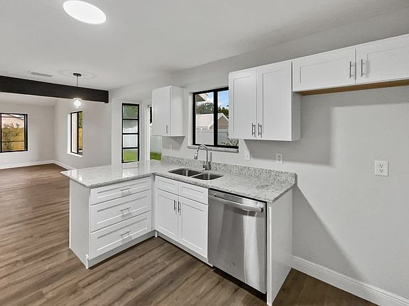 2nd image of 2314 Hidden Lake St #2