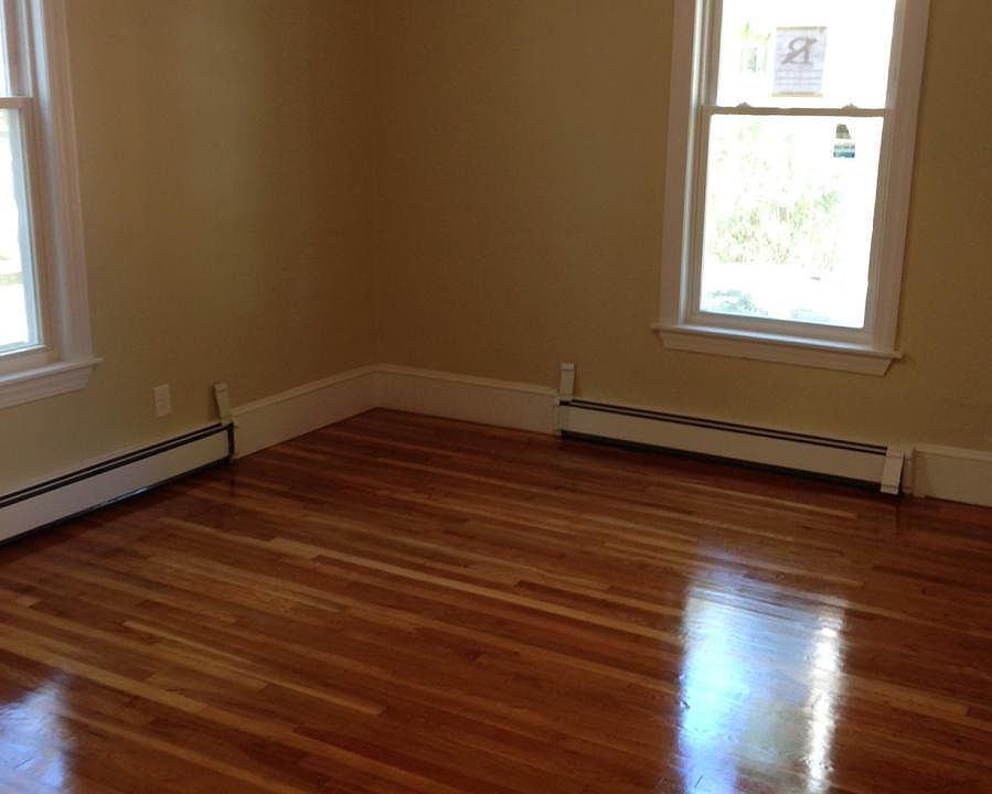 2nd image of 14 Custer St #2