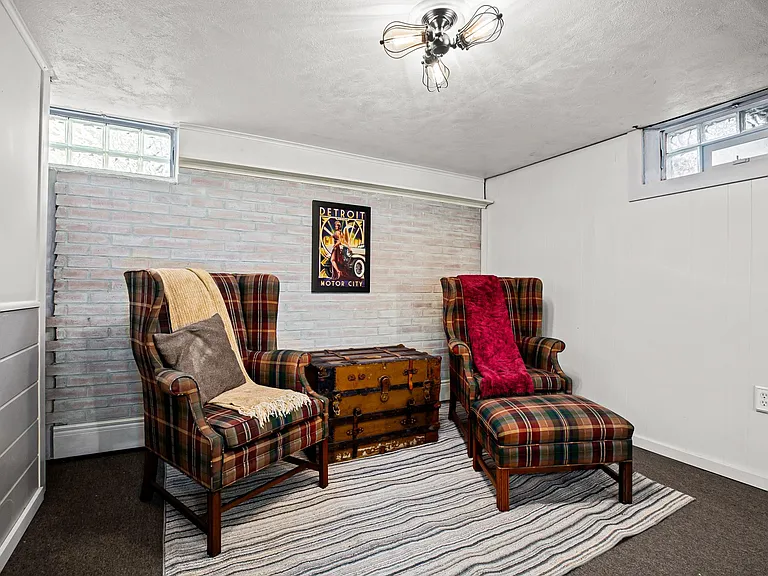 3420 Ravena Ave — Photo 23