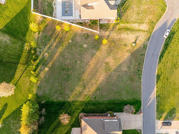 4th image of 655 Peppers Mill Dr