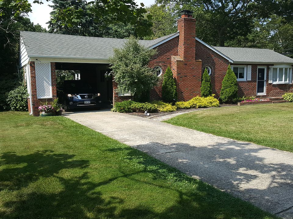 2nd image of 47 Sachem Dr