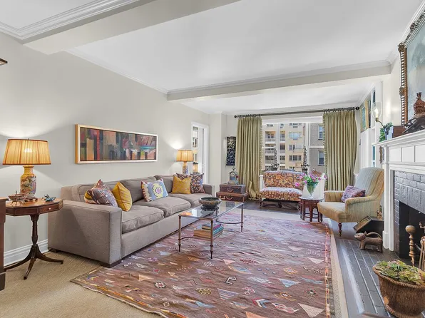 414 E 52nd St APT 10C, New York, NY 10022