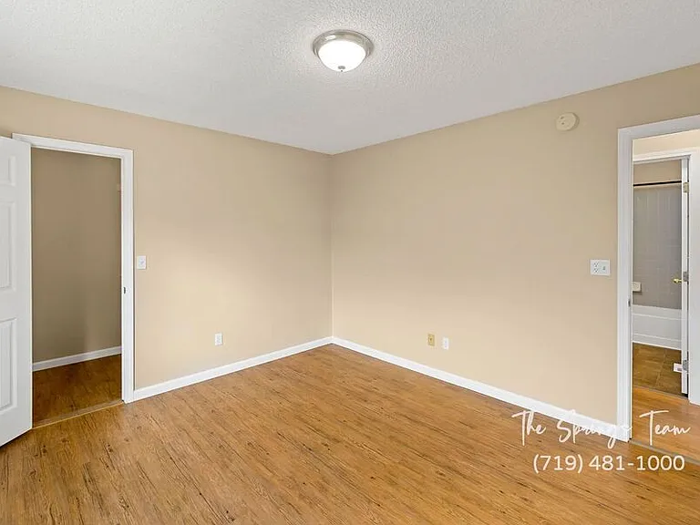 5833 Bow River Dr — Photo 19