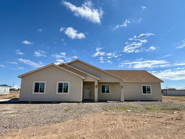 2033 N Savannah Dr, Safford, AZ 85546