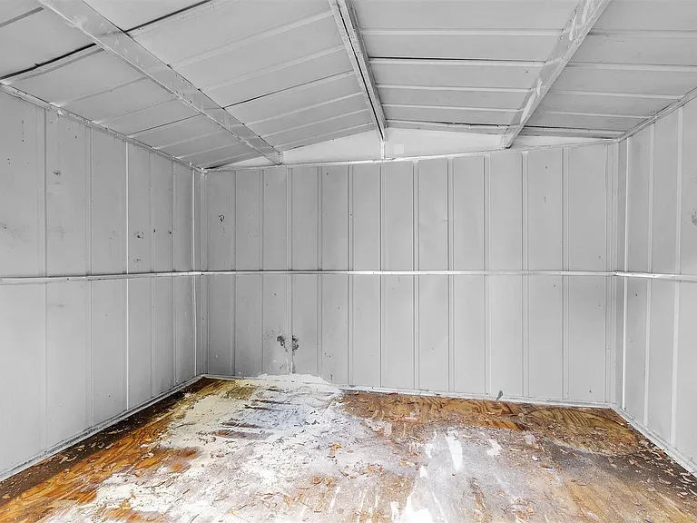 21630 Punkin St — Photo 50