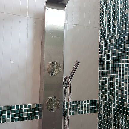 Shower lower level