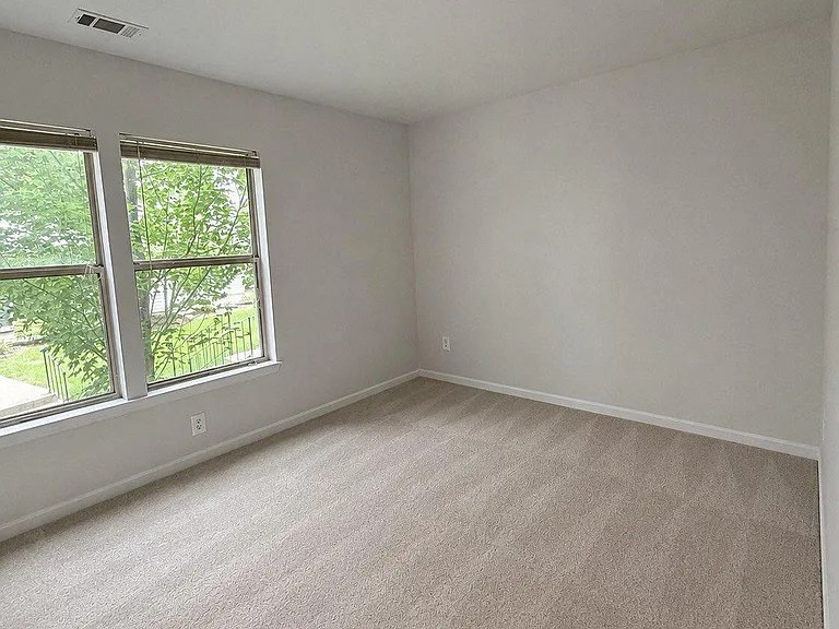 7717 Lafayette Forest Dr #89 — Photo 11