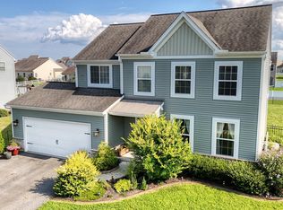 42 River Cliff Cir, Felton, DE 19943