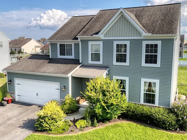 42 River Cliff Cir, Felton, DE 19943