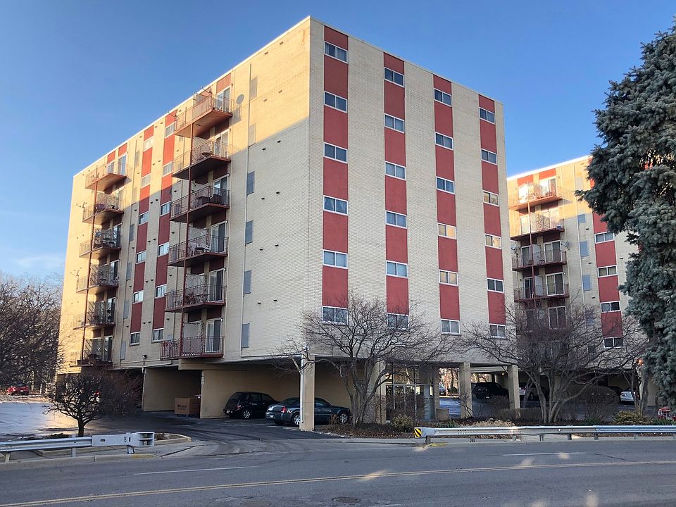 1st image of 1013 Des Plaines Ave #B403
