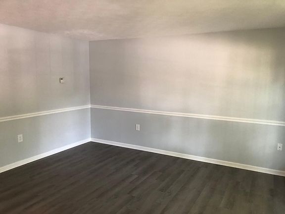5th image of 253 Waterford Ln