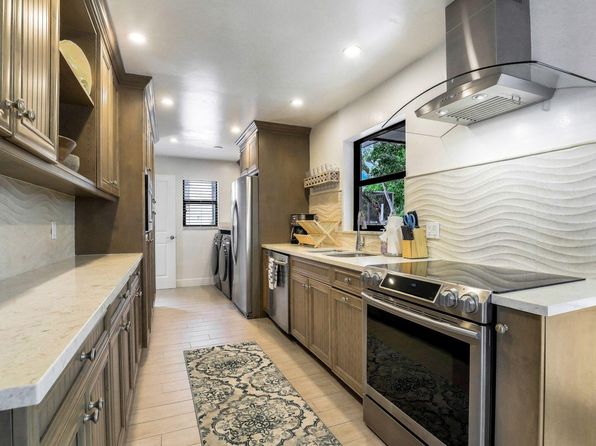 387 S Heathwood Dr, Marco Island, FL 34145