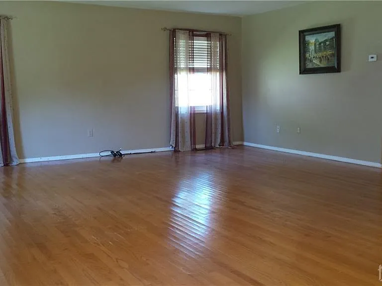 1 Tripplet Rd — Photo 12