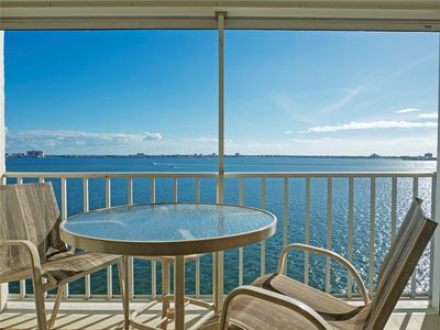 6060 Shore Blvd S APT 805, Gulfport, FL, 33707