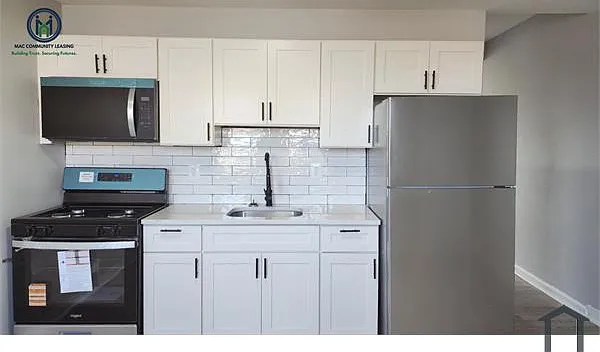 3 bed, $2,500 — Photo 2