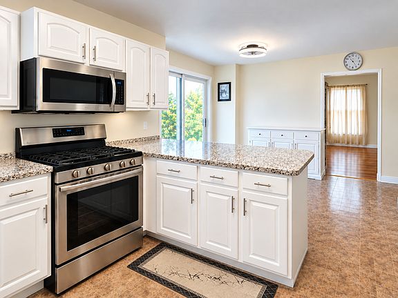 2nd image of 1202 E Greystone Dr