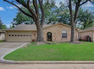 5710 Verdome Ln, Houston, TX 77092