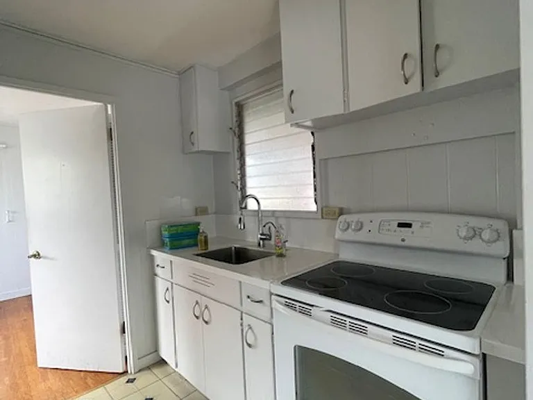 1911 10th Ave #A — Photo 6