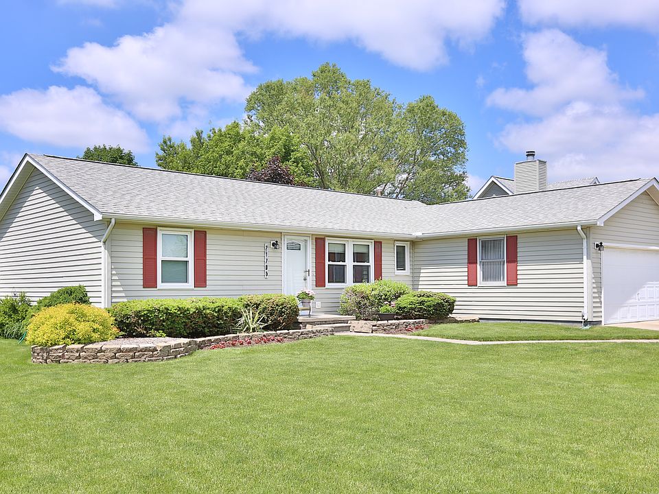 2nd image of 21705 Magnolia Ct