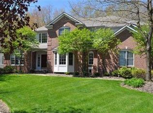 5556 High Point Dr, Solon, OH 44139