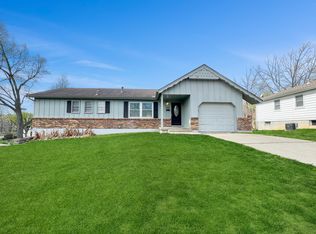 16917 E Ellison Way, Independence, MO 64055