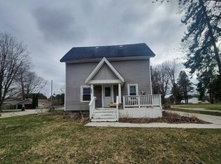 714 Jordan Lake St, Lake Odessa, MI 48849