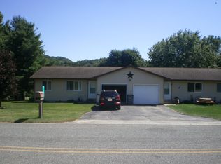 W7391 Sylvester Rd, Holmen, WI 54636