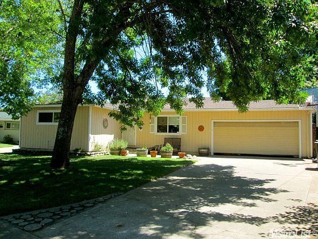 1st image of 1311 Decker Dr