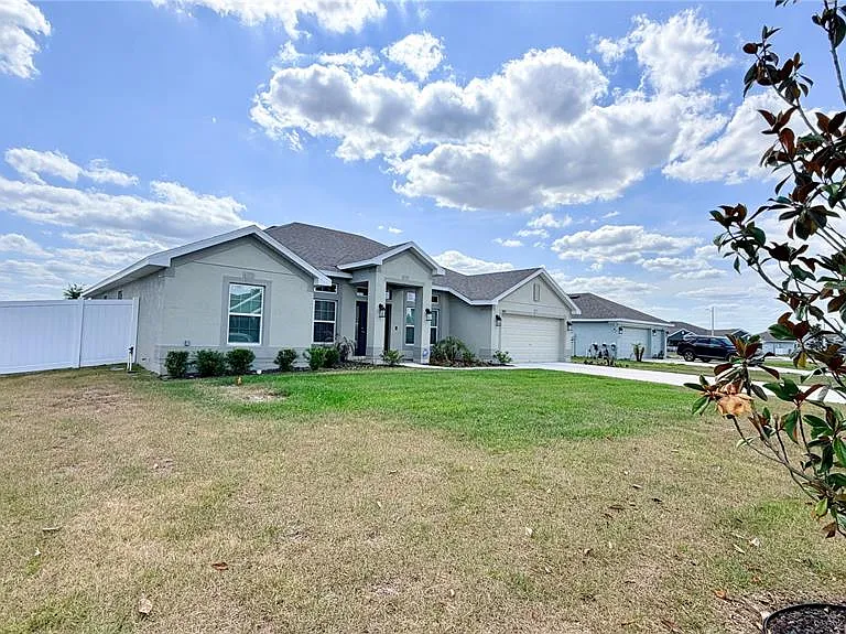 4015 Tullamore Ln — Photo 4