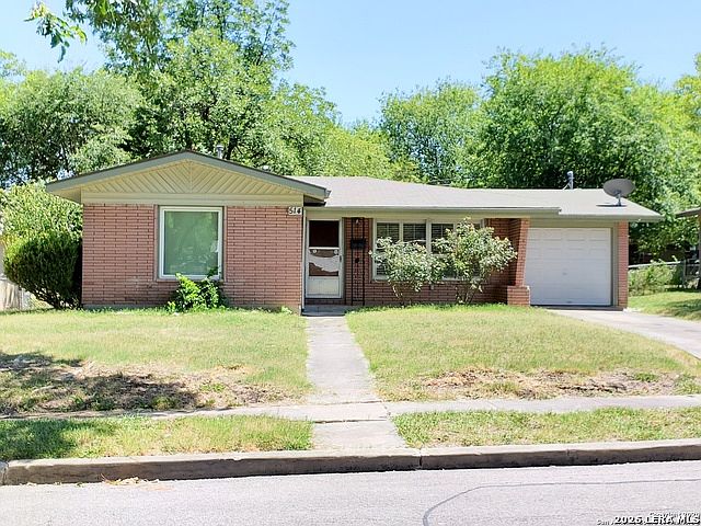 1st image of 514 Adrian Dr