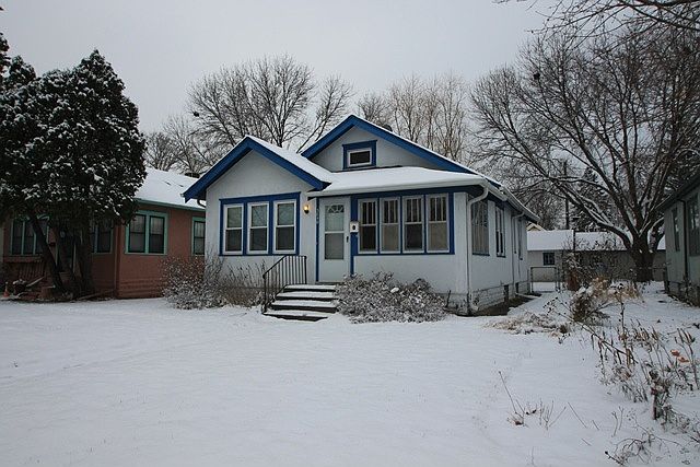 1st image of 3840 28th Ave S