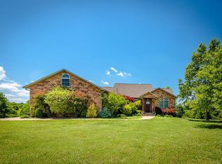 5 County Road 8492, Green Forest, AR 72638