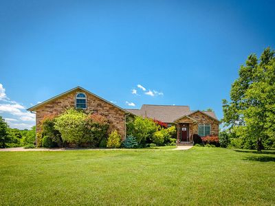 5 County Road 8492, Green Forest, AR, 72638