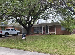 2309 Roberts Cir, Arlington, TX 76010