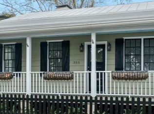355 E Broad St, Savannah, GA 31401
