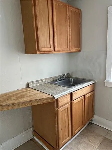 1505 N Roman St — Photo 8
