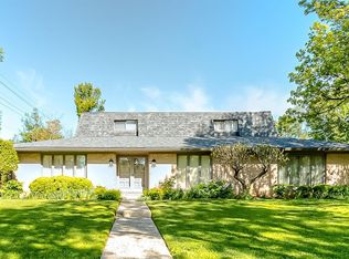 999 Lakeland Dr, Lexington, KY 40502