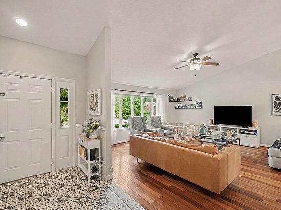 4th image of 6112 Partridge Ln